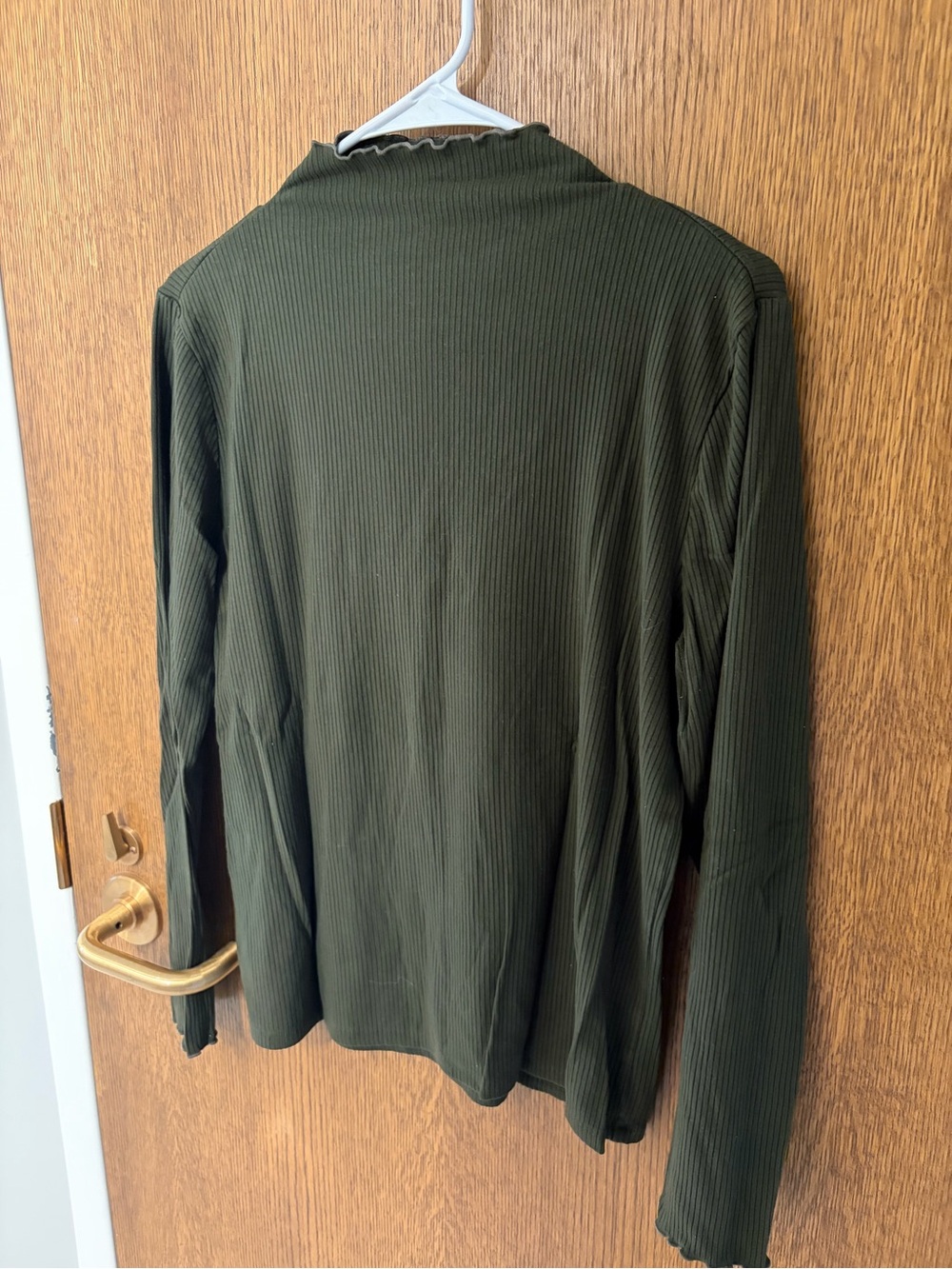 Women’s Olive Ribbed Long-Sleeve Mockneck
